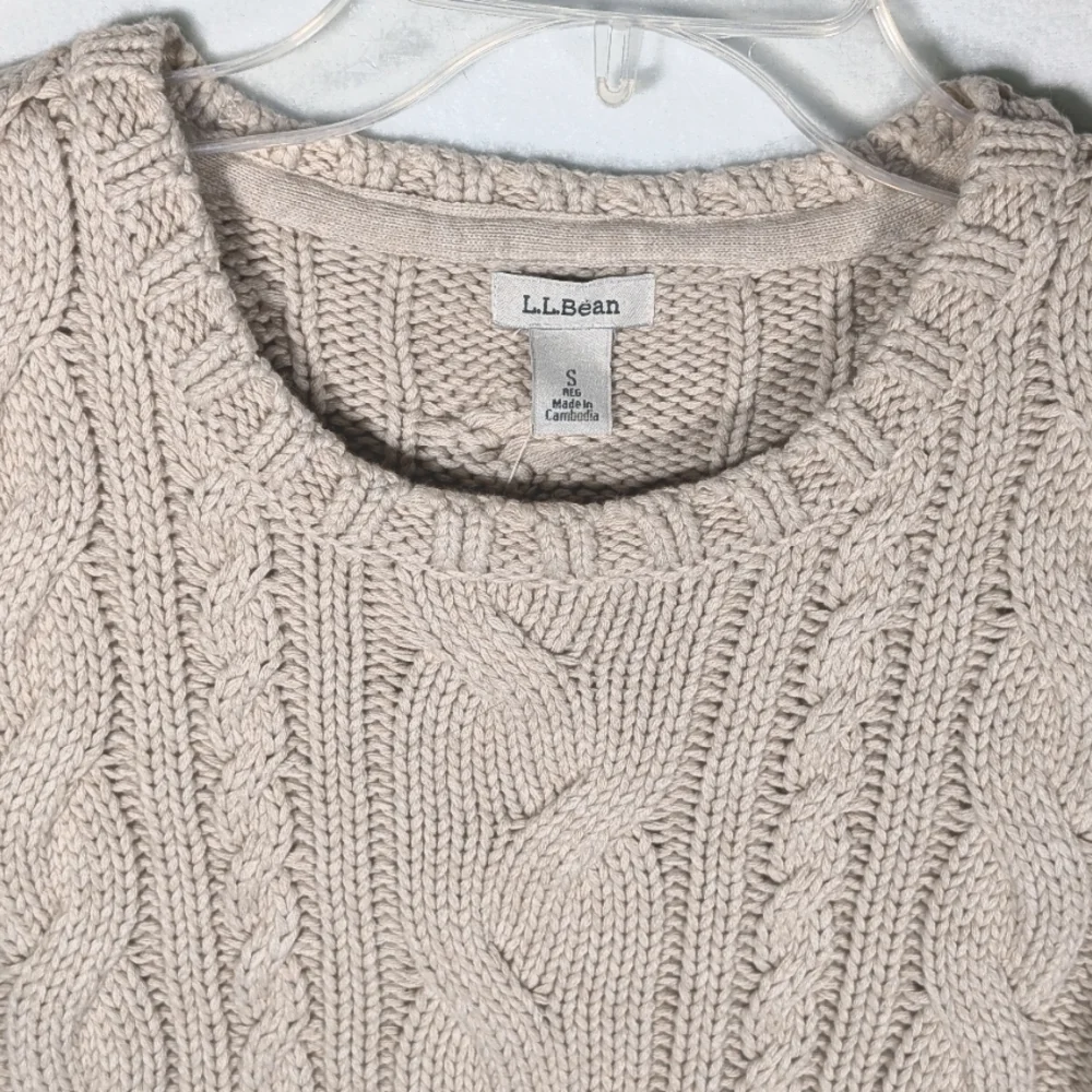 L.L. Bean Double Cable Sweater NWT - Picture 2 of 5